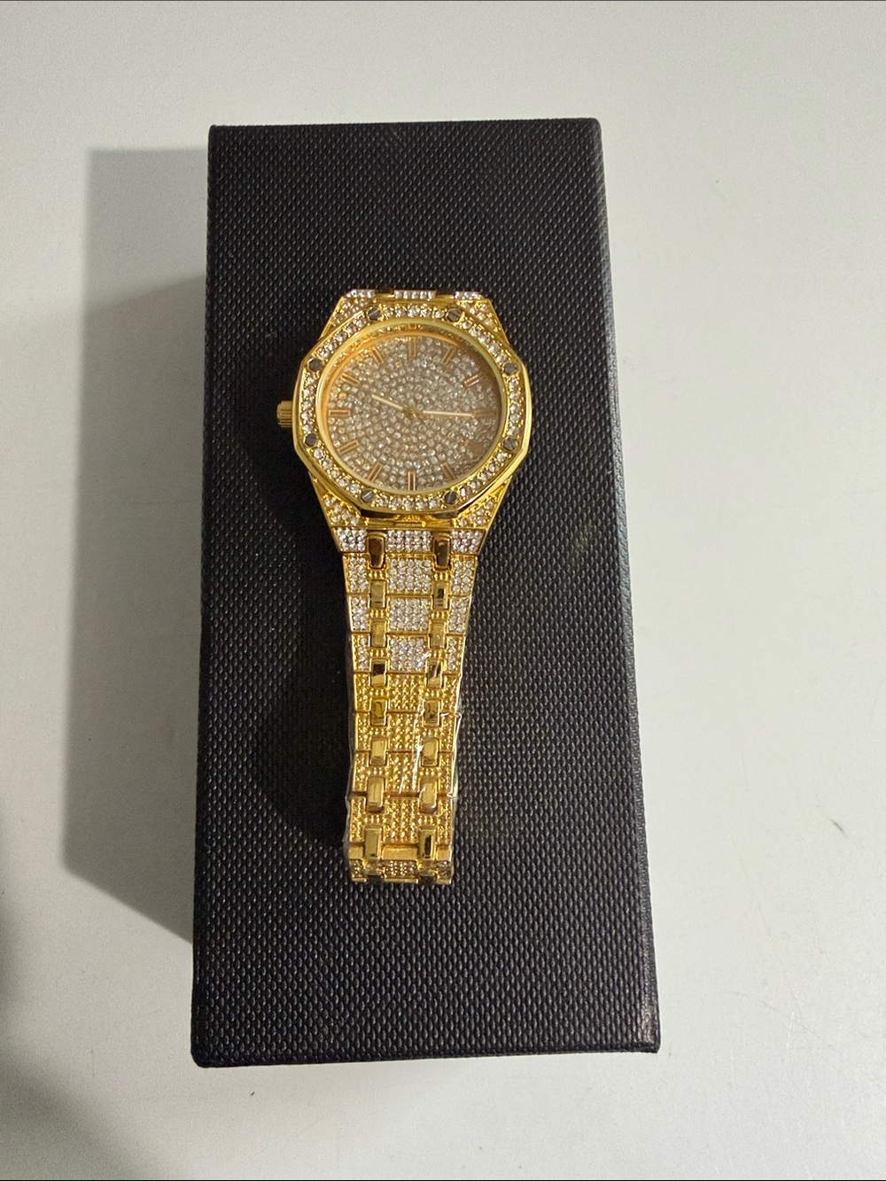 Gold Men's Crystal-Accented Watch Brand New NEVER Worn